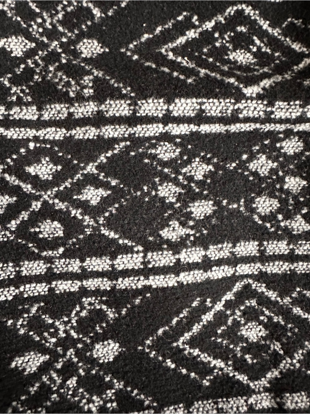 LOFT Black & White Geometric Knit Mini Skirt - Picture 3 of 4